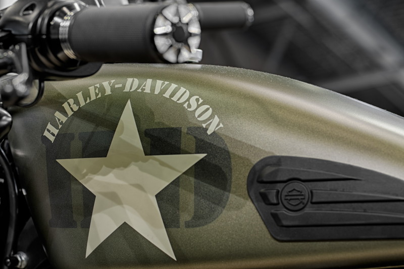 ハーレー タンク